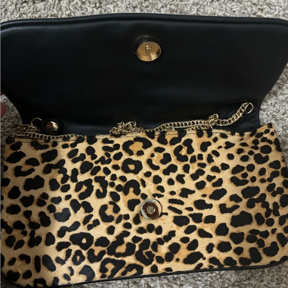 Steve Madden cheetah clutch purse with gold chain - Picture 6 of 6